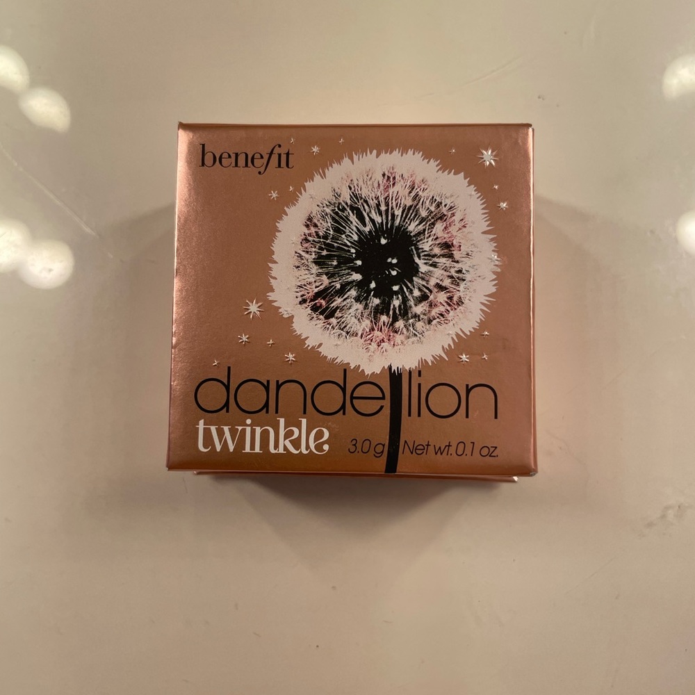 Benefit Cosmetics Dandelion twinkle